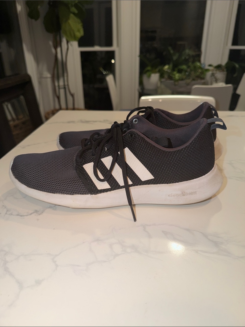 Addidas Men’s Questar Flow Nxt Size 10 Black with White Stripes